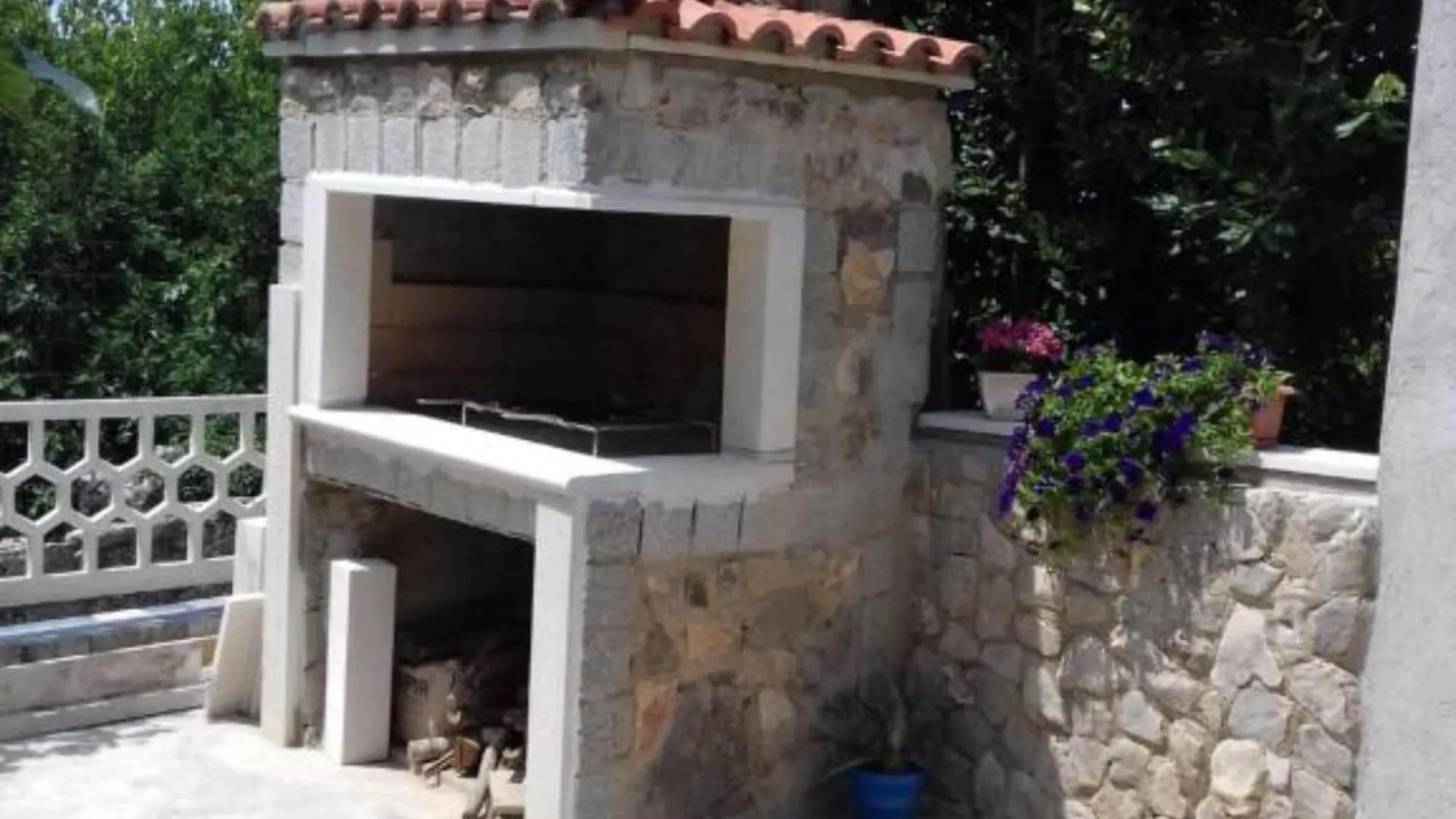 Apartment Magdic - Two Bedroom Apartment With Terrace Krk Town