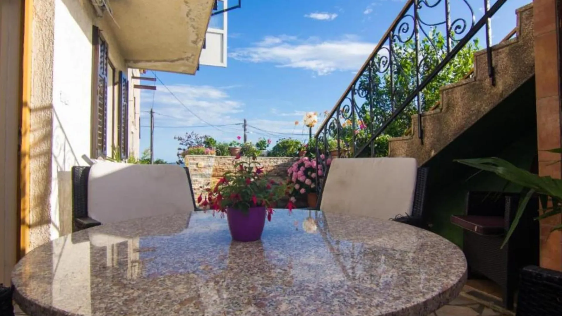 Apartment Magdic - Two Bedroom Apartment With Terrace Krk Town
